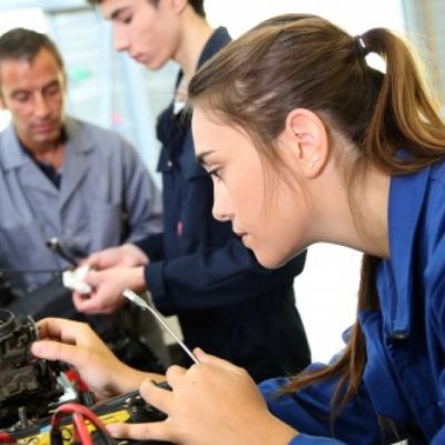 L’alternanza scuola-lavoro diventa “orientamento”: ecco i cambiamenti stabiliti dalla legge di bilancio